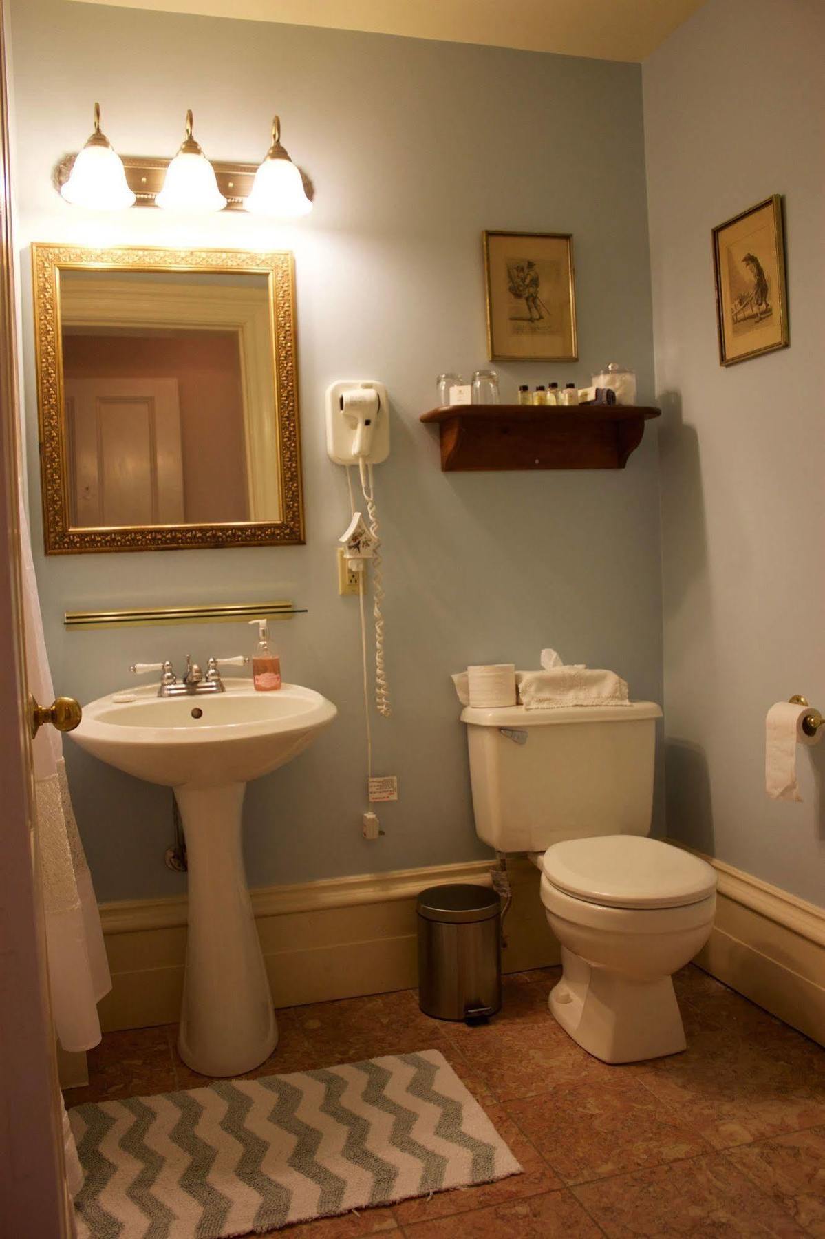 Tattingstone 4* Wolfville